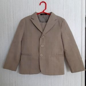 George size 5 suit